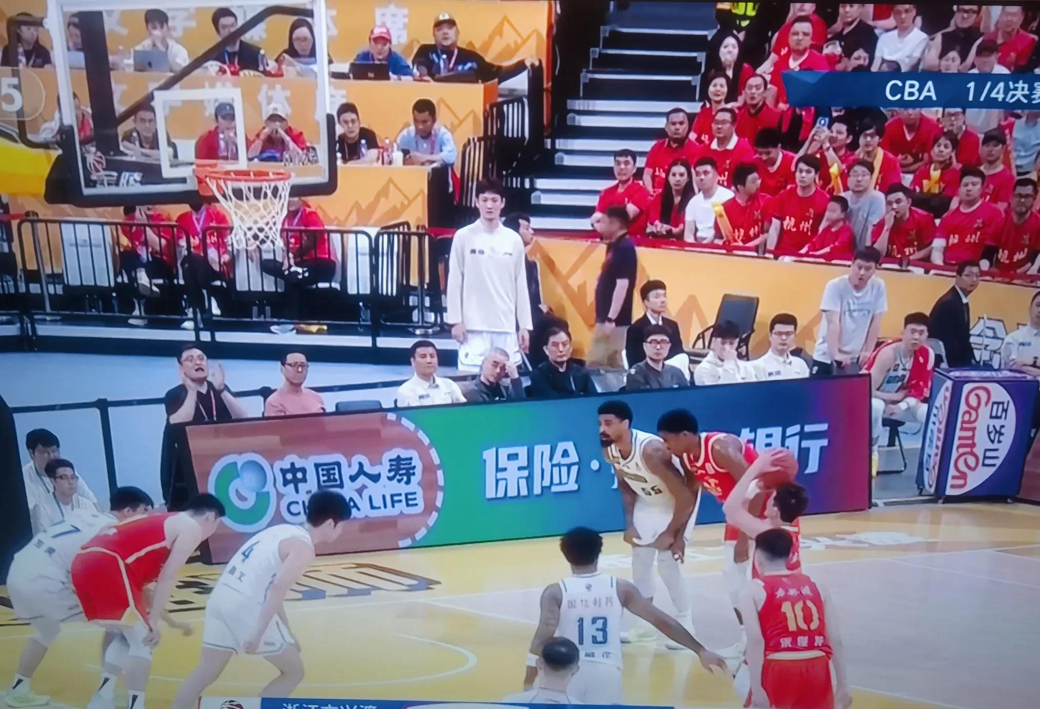 kaiyun-CBA常规赛窗口期走向成谜，浙江稠州强势反弹，球迷炸锅，临场指挥获称赞的简单介绍