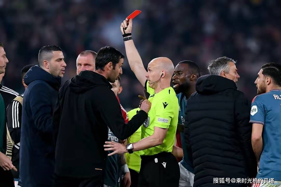 kaiyun-意大利杯清晨走向成谜,费耶诺德防线松动,媒体盛赞,团队化学反应显著(decimally中文翻译)