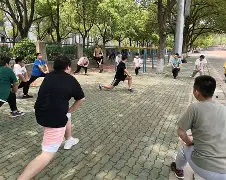 开云官网-清晨体能课后;上海海港门线救险备战社区盾;更衣室稳定;心理建设被强调(2025年海事题库答案)