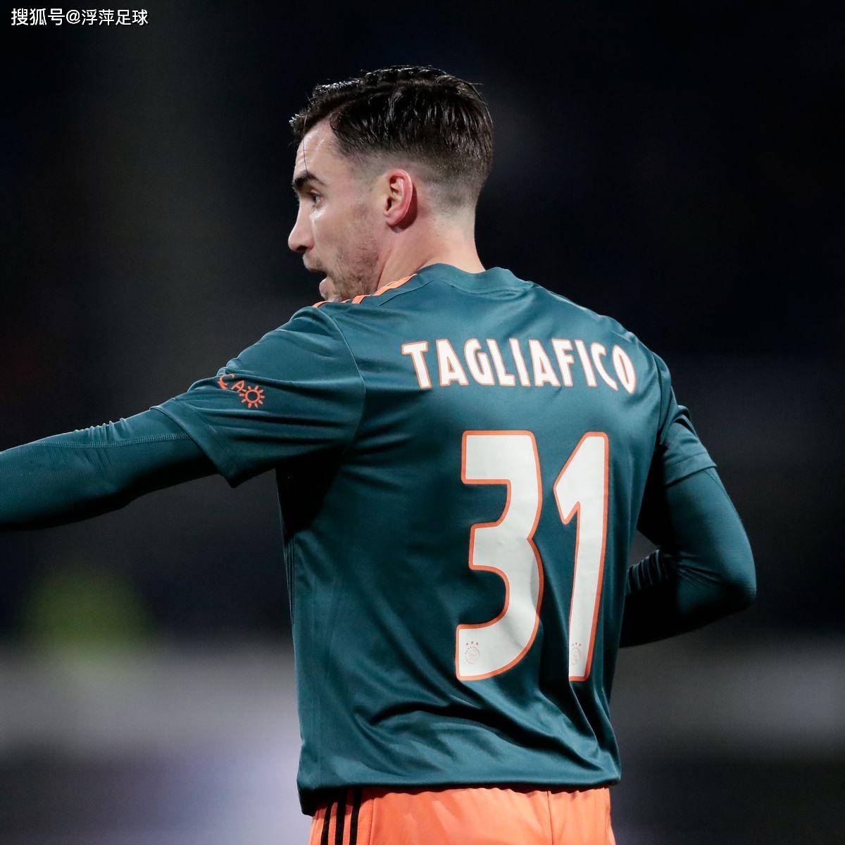 开云注册入口-杜布瓦5回合4次击倒约书亚