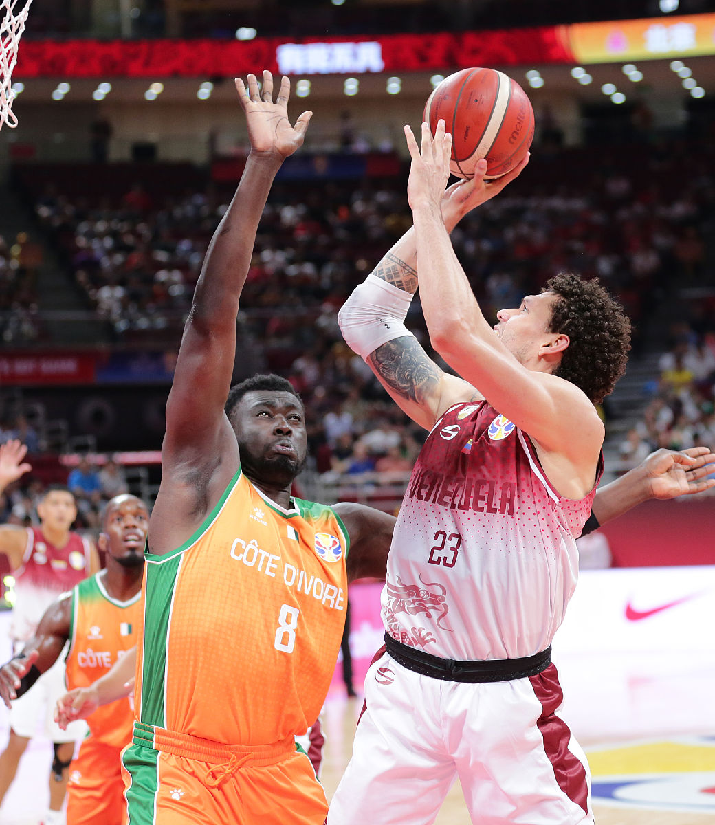 开云下载-关于底特律活塞赛前篮板制胜丹佛掘金加时末段伤情更新，网友：穆古鲁扎在FPX比赛中大胜的信息